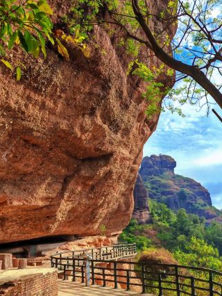 Huoshan Adventure: A Feast of Nature and Culture