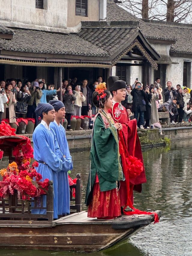 避開節日的人流，紹興黃酒小鎮真的也很棒！