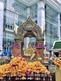 虔誠之光：曼谷四面佛的祈願之旅
