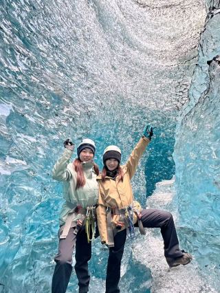 Ice Cave in Iceland is Astonishingly Beautiful❤️😍