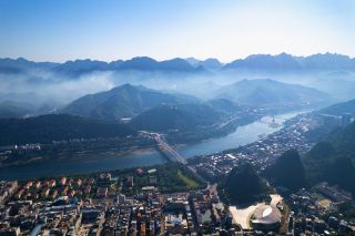 Guangxi Tian'e parent-child outdoor adventure tour, unlock the code of family fun