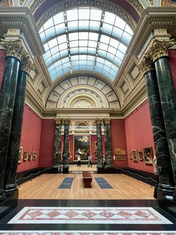 Exploring the National Gallery in London