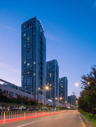 H Hotel, a cozy nest waiting for you to relax!