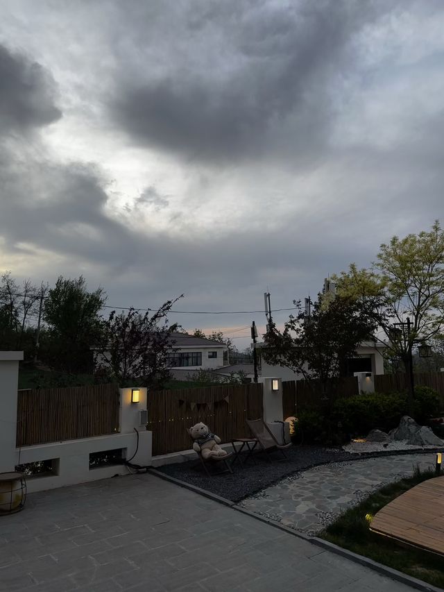 鄭州伏羲山民宿小院｜陰天也很放空美麗啊