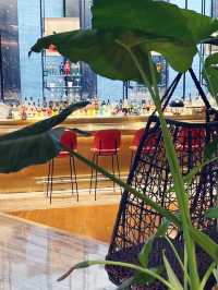 上海外灘W酒店，無邊泳池超震撼體驗