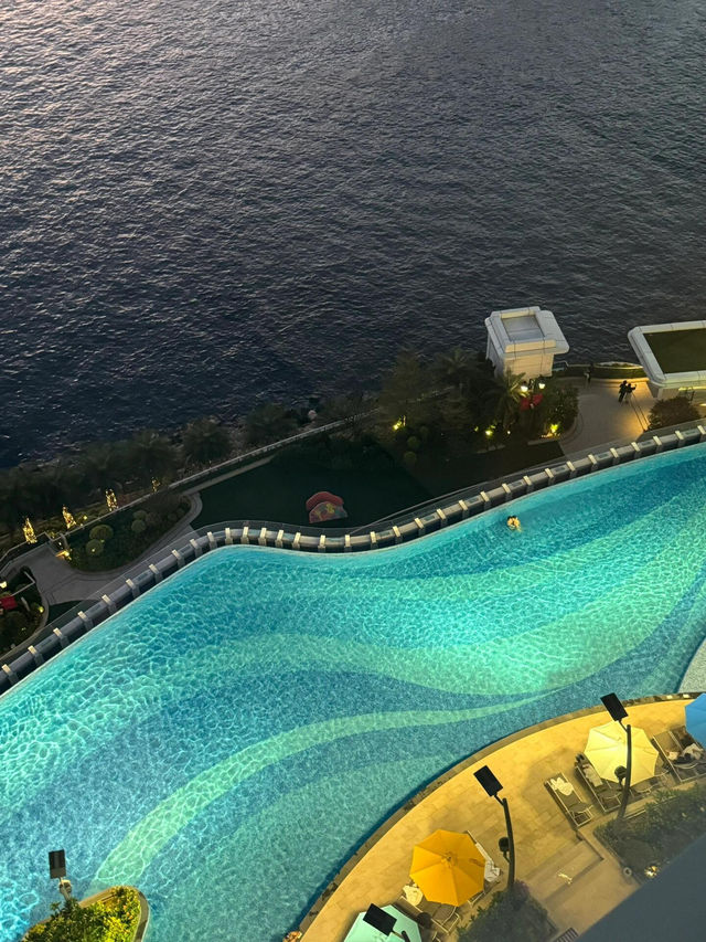 ✨香港富麗敦海洋公園酒店｜把「無敵海景」焊進房間！大灣區最治癒Staycation～