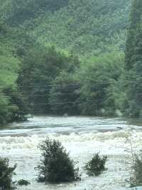 繼承「王位」，雨後初晴時，雲海翻騰