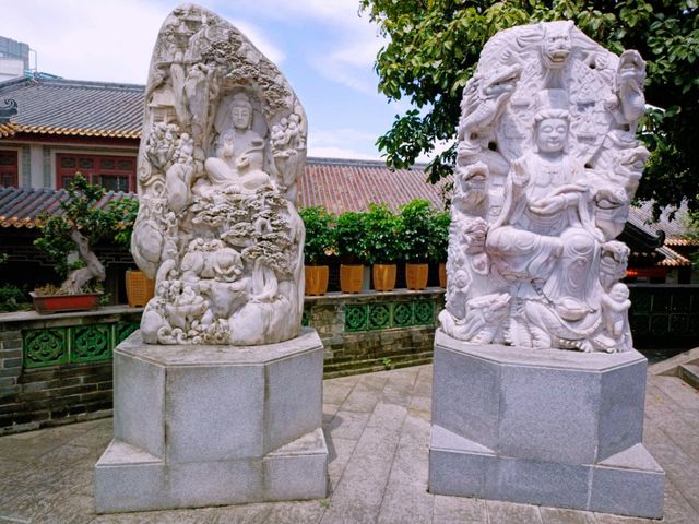 The Mountain's Whisper: Seeking Tao in Guizhou's Wild Embrace