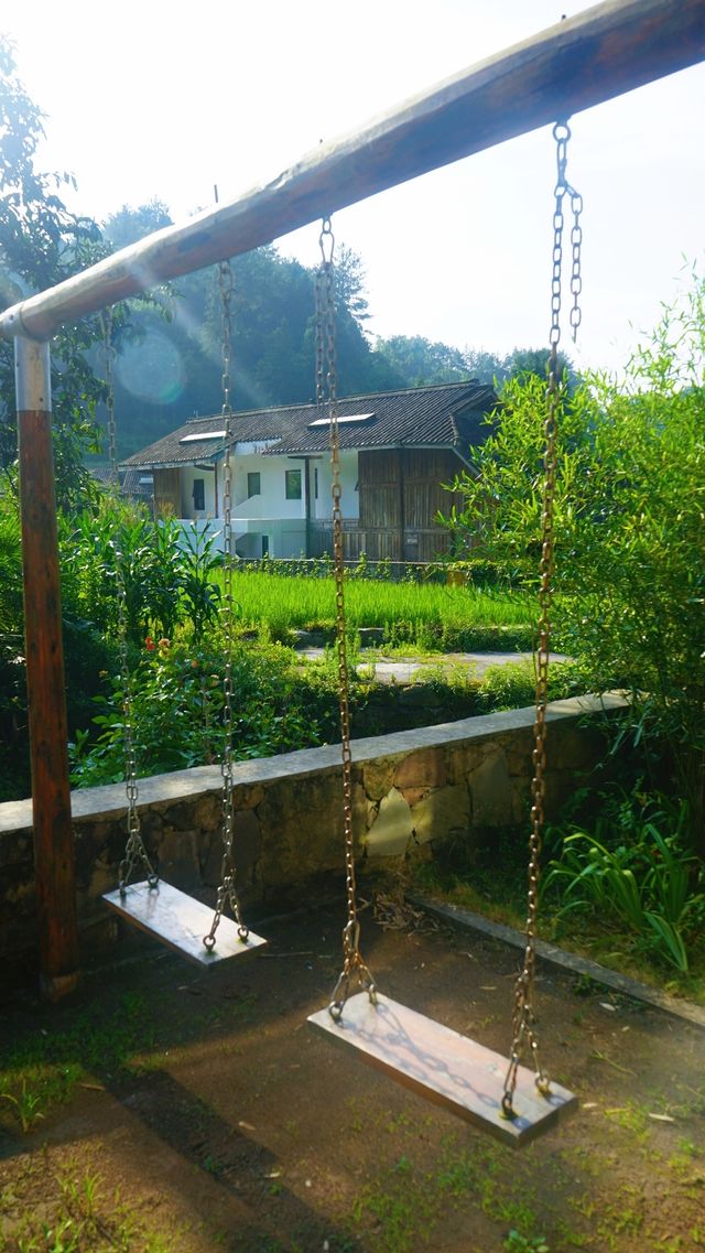 隱居山野嘅詩意生活｜枕住一片蛙鳴入眠