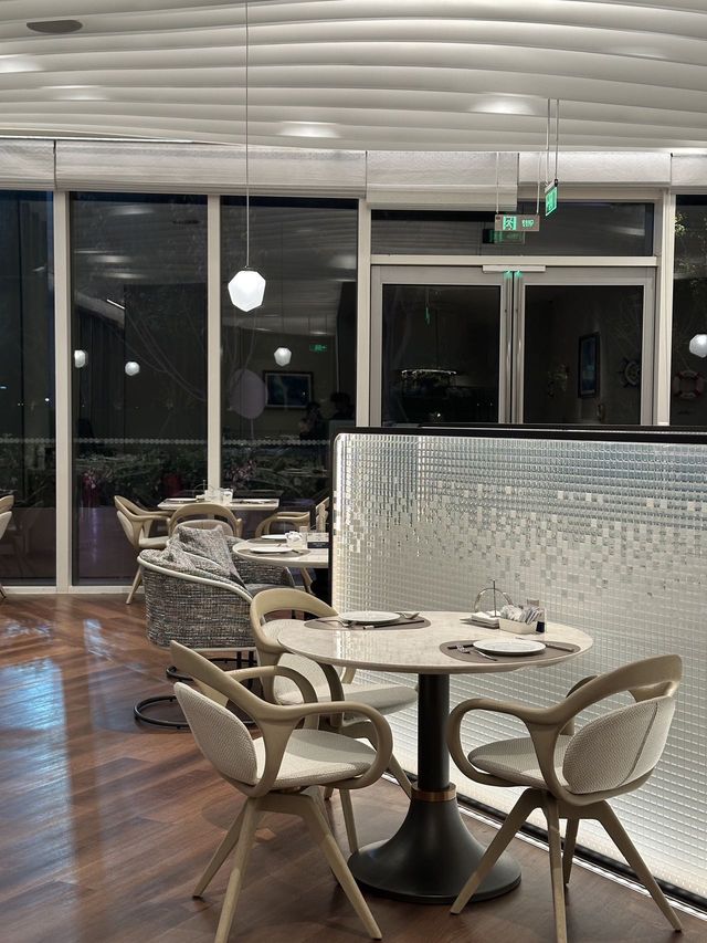 【上海滴水湖的三天兩夜|把生活調成0.5倍速的治癒時光 【上海滴水湖的三天兩夜|把生活調成0.5倍速的治癒時光