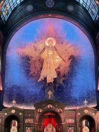 震撼到失語!這座軍教結合的教堂,藏著最硬核的家國信仰