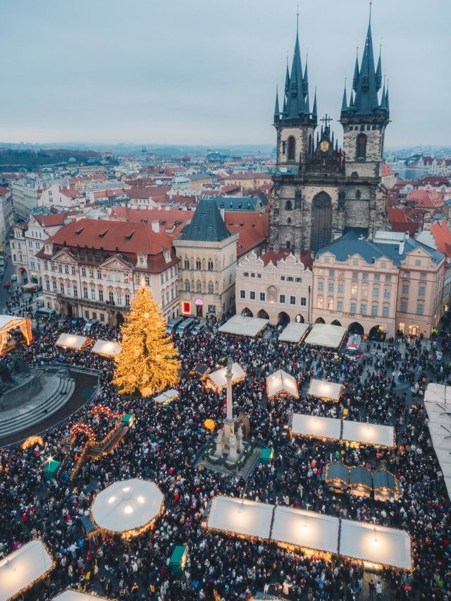 布拉格夜未眠聖誕市集的浪漫瞬間全被我拍到了! 布拉格夜未眠聖誕市集的浪漫瞬間全被我拍到了!