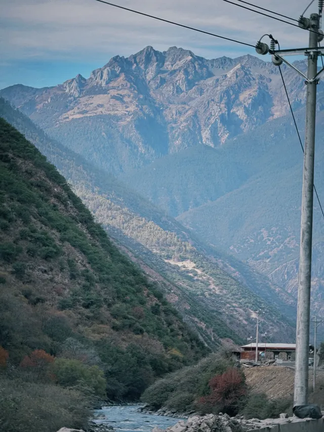 12月1日 從麗江到無底湖到稻城亞丁的路上