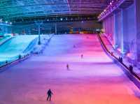 Yao Xue Ice & Snow World: Guinness World’s Largest Indoor Ski Resort – 1200m Slopes in Shanghai!