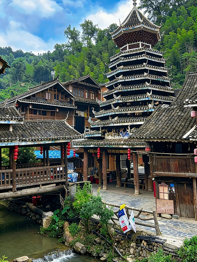 看看素有侗鄉第一寨的美譽景色。 看看素有侗鄉第一寨的美譽景色。