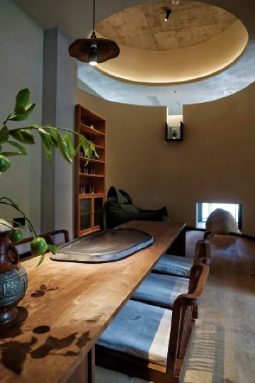 동양 미학에 대한 열정과 건강한 라이프스타일을 지지합니다.