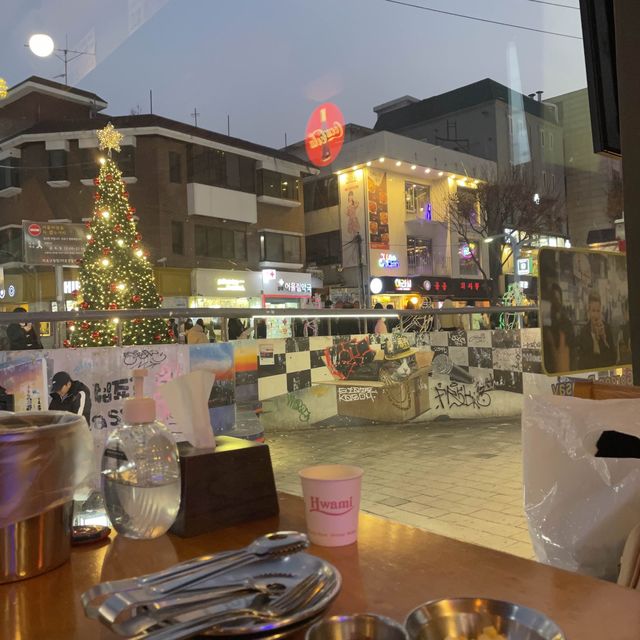 Hongdae Streetย่านสุดฮิปของวัยรุ่นเกาหลี