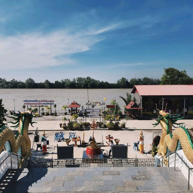 หลวงพ่อโสธร​องค์ใหญ่ที่สุดในโลก