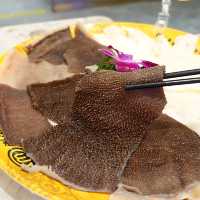 📍深圳🏃🏻‍♀️🍲通關即去！品嚐極緻黃牛🥩潮汕大目牛肉火鍋 