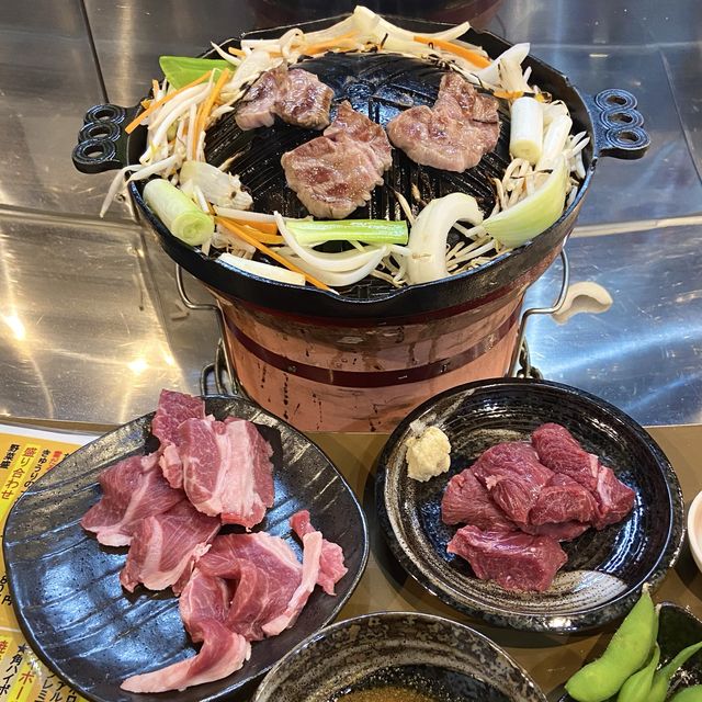 【北海道グルメ】生ラムを七輪で焼くジンギスカン専門店🐏✨