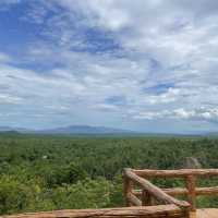 🌿⛰️สูดโอโซนแลความงามของผืนป่า ณ จุดชมวิวผาช่อ🌸