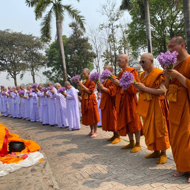 ทริปไหว้พระแสวงบุญในดินแดนพุทธภูมิ ประเทศอินเดีย