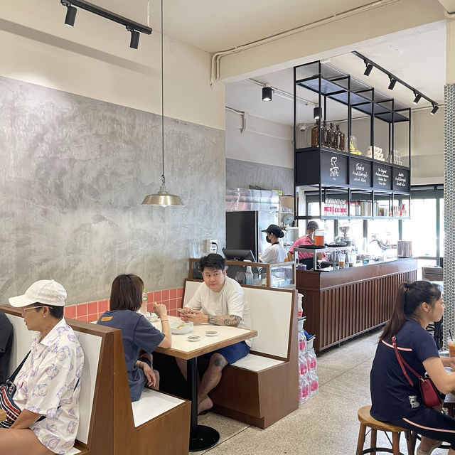 被譽為曼谷 No.1 的海南雞飯