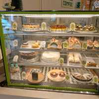 คาเฟ่ Comfee Phuket ย่าน old town