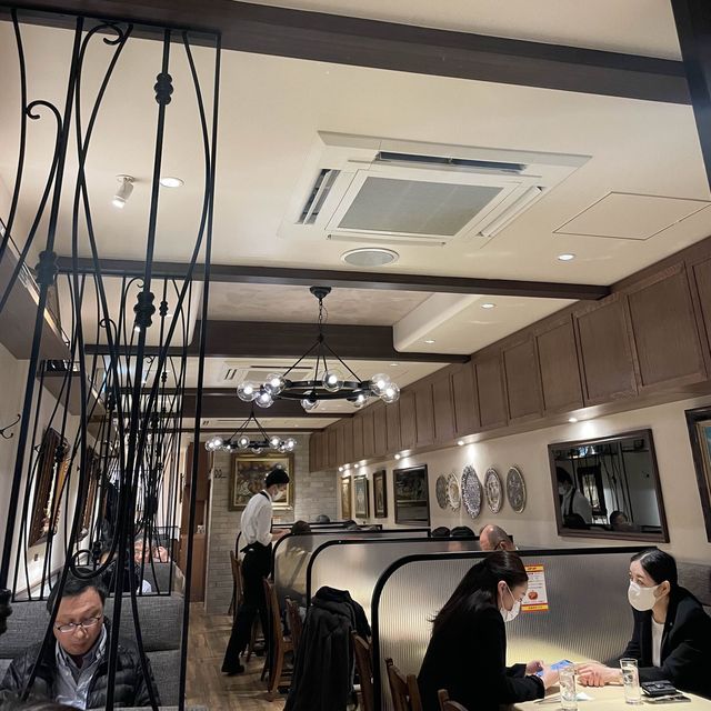本場スペイン料理店 銀座エスペロ🥘🦐🦑
