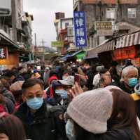 過年北埔老街走春，享受過年的氣氛