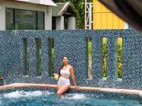 ave Hotel Pattaya  โรงแรมสุดคลาสสิคสไตล์ไมอามี
