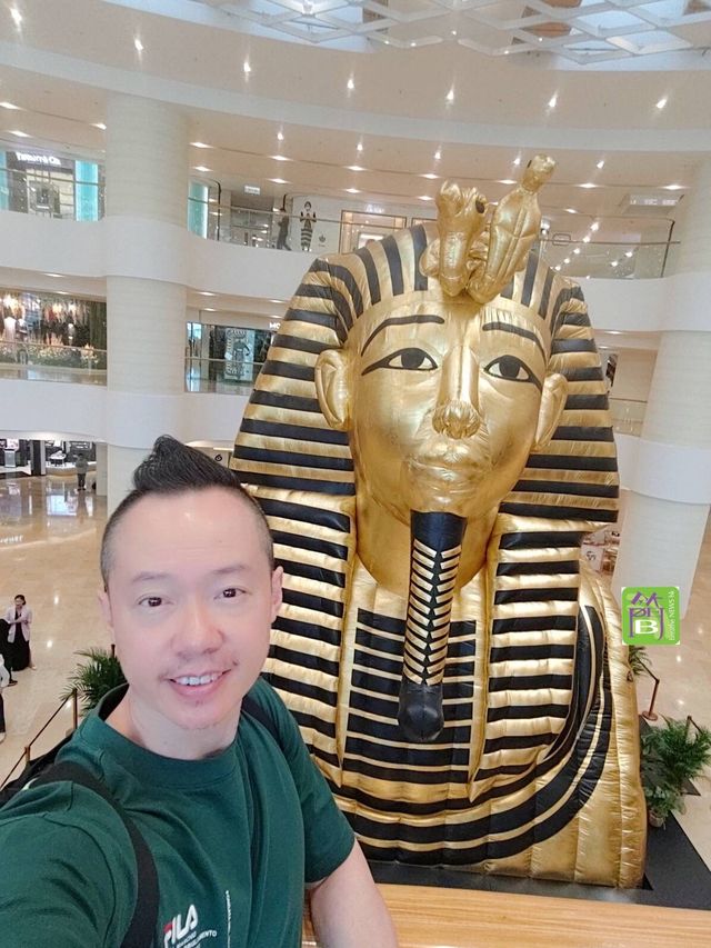 太古廣場大型藝術裝置