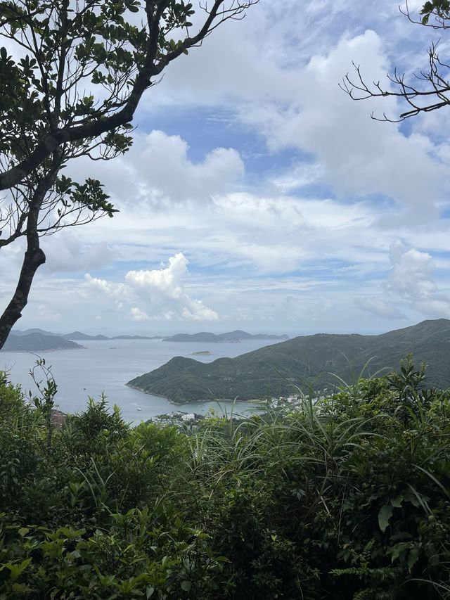 The fastest way to reach one of the top 3 sharpest peaks in Hong Kong