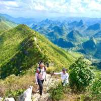 A Tranquil Haven: Jiulong Lake Huadu Hike