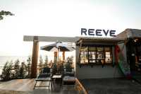 REEVE Beach Club รีฟ บีชคลับ