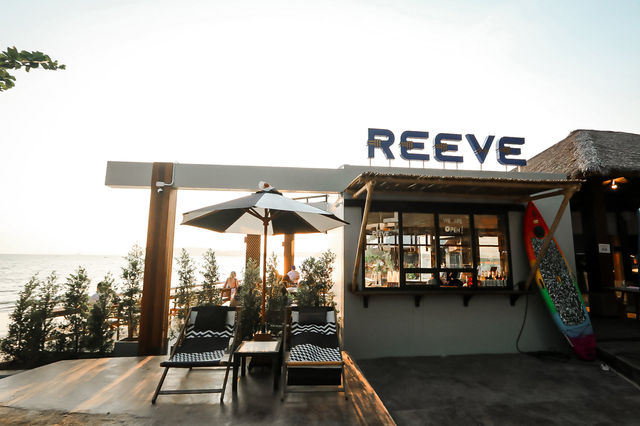 REEVE Beach Club รีฟ บีชคลับ
