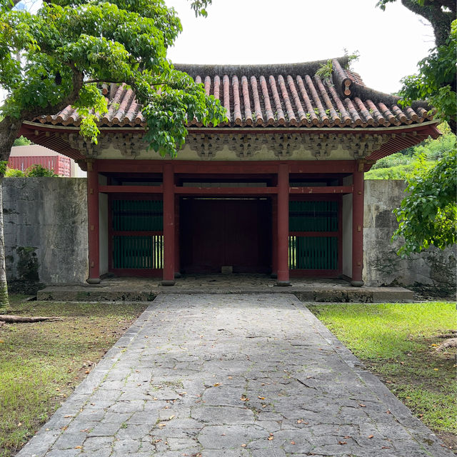 沖繩首里城著名世界遺產旅遊必到景點