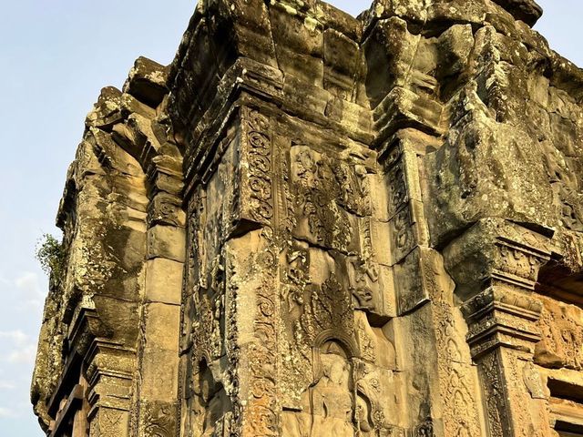 จุดชมวิวพระอาทิตย์ตกบนเนินเขา นครวัด