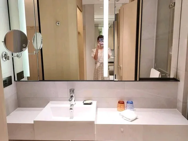 ［新光傑仕堡有氧酒店］享受碳酸泉，茶籽堂洗護髮乳很高級！