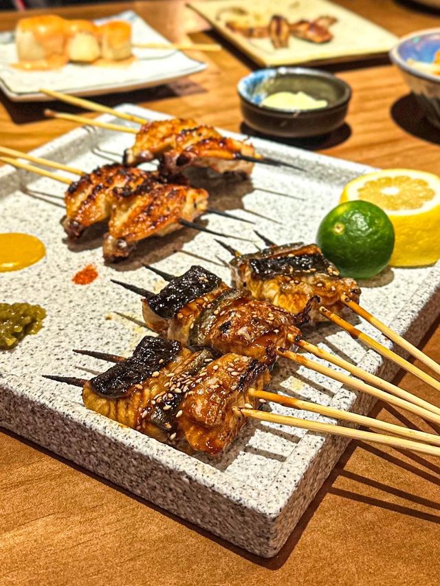 炭火地雞｜以日本備長炭製串燒🔥甚有日本居酒屋氣氛