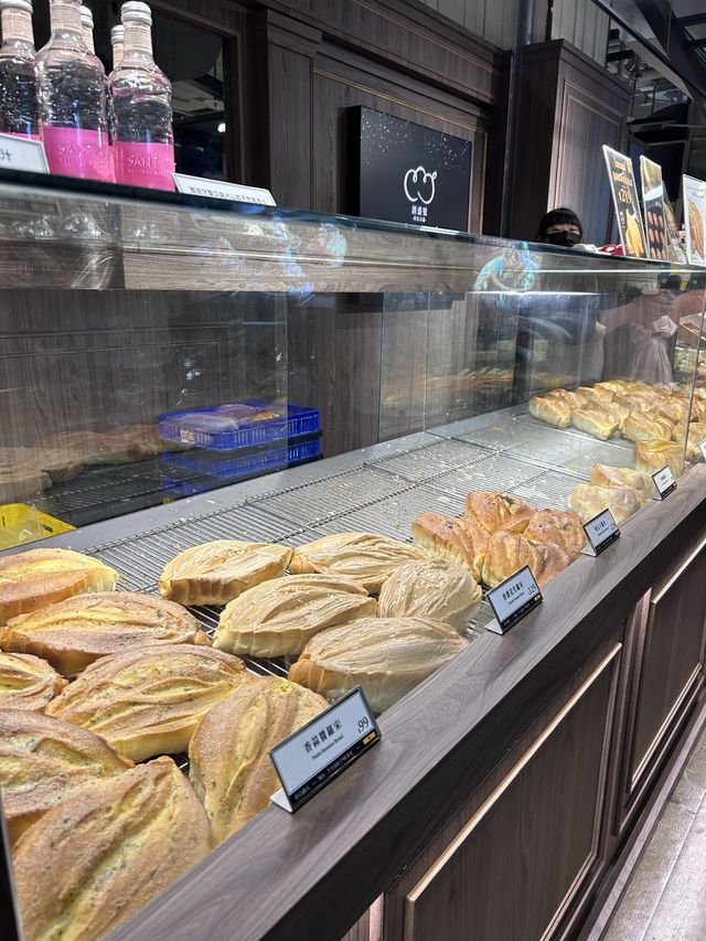 ［桃園/中壢］ 創盛號烘培本舖🍞｜桃園大江 超彈牙口感跟濃郁奶香的羅宋麵包 大顆又好吃😍 