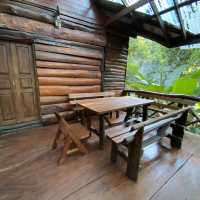 เที่ยวกระท่อมกลางหุบเขา ริมลำธารน้ำตก แค่คนละ750฿