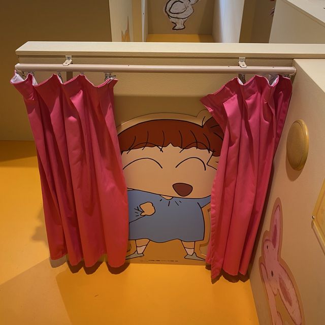 淡路島！ニジゲンノモリ「ふたば幼稚園」クレヨンしんちゃんの世界観が味わえるアトラクション