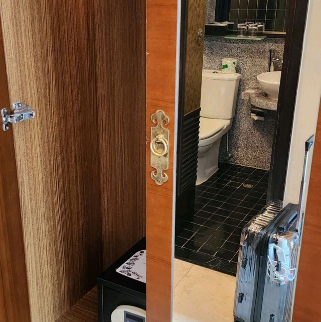 Old Chinese Themed Hotel Room in Central