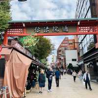 永遠人來人往熱鬧的淺草寺