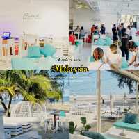 Puteh Beach Bar
