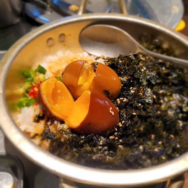 即磨新鮮山葵配烤肉！🍗值得一試！