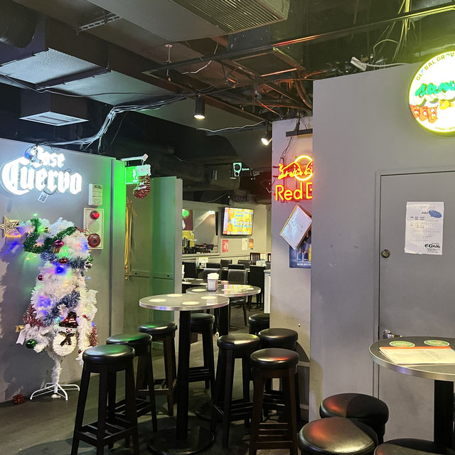 《東京 新橋》　ダーツ・カラオケが楽しめるBAR🎯