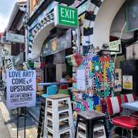 A vibrant & colourful street in Singapore!