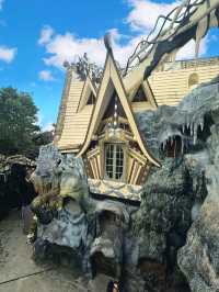 "Crazy House Dalat: A Whimsical Wonderland 